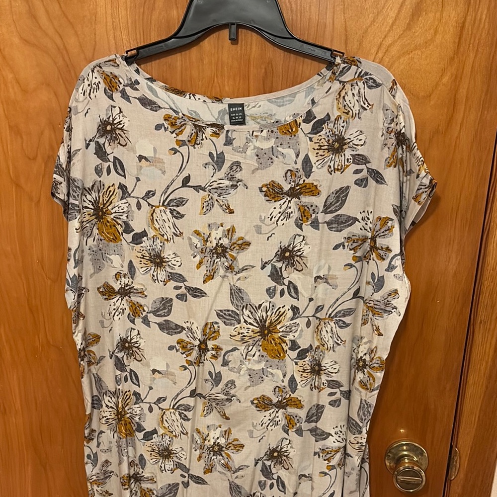 SHEIN Cream Relaxed Blouse